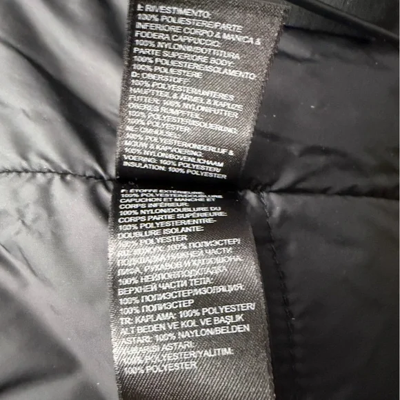 The North Face Men's Black Performance Jacket - Picture 7 of 12